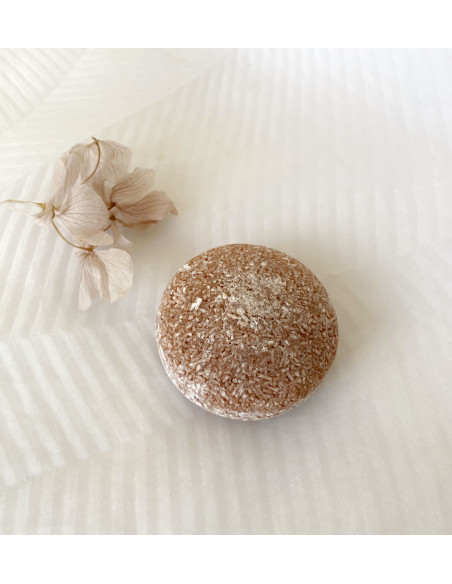 Champú sólido con cebolla roja y arcilla